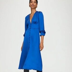 Aritzia Wilfred Maxine Long Sleeve Satin Midi Dress